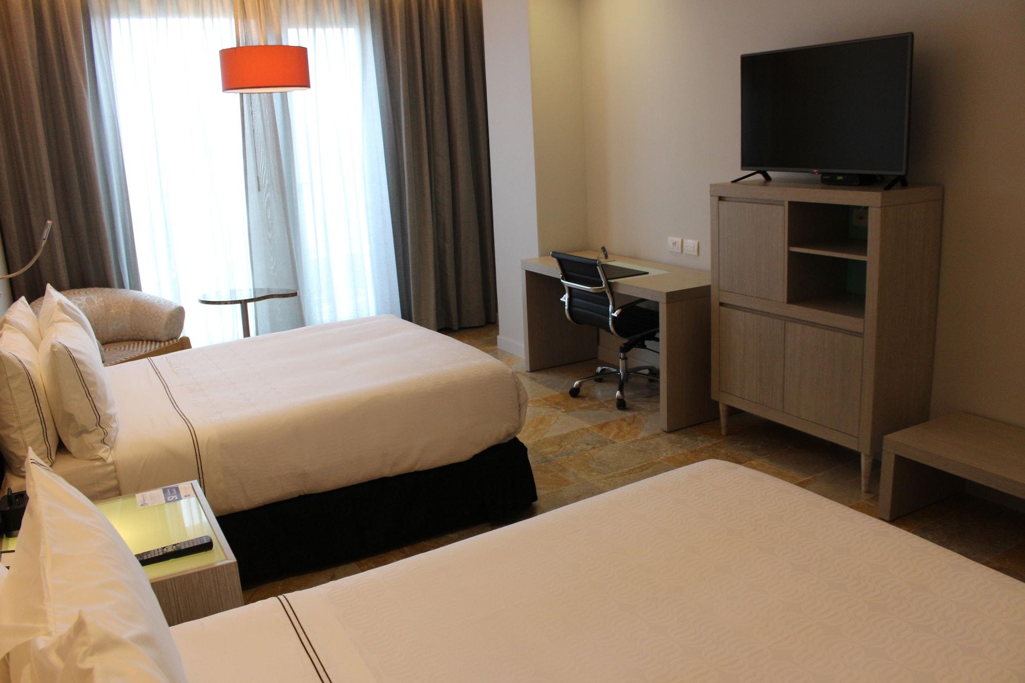 Ghl Hotel Monteria Exterior photo Deluxe room